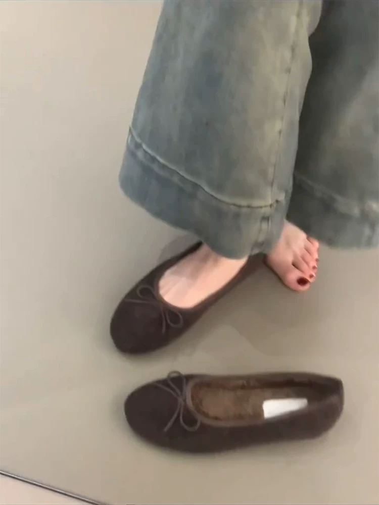 Phiên bản da cừu~ Giày đơn nông kiểu Pháp có nơ nhẹ nhàng thời trang dành cho nữ, giày Mary Jane phong cách và đa năng để mang ngoài trời.