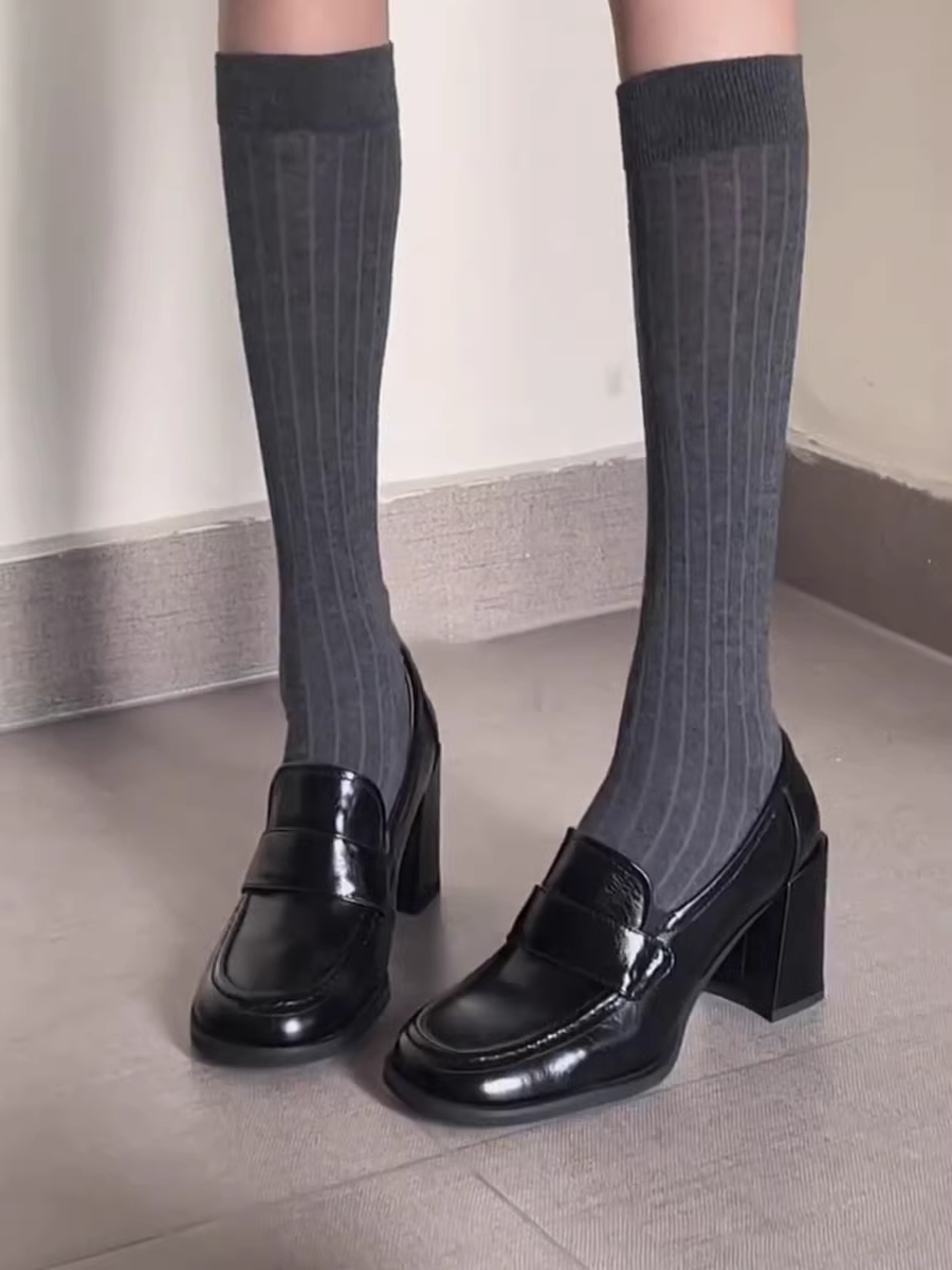 Phiên bản da cừu ~ giày da nhỏ kiểu cổ điển dành cho nữ, giày cao gót da thật màu đen gót dày, giày đơn, giày lười phong cách Anh, giày đồng phục JK