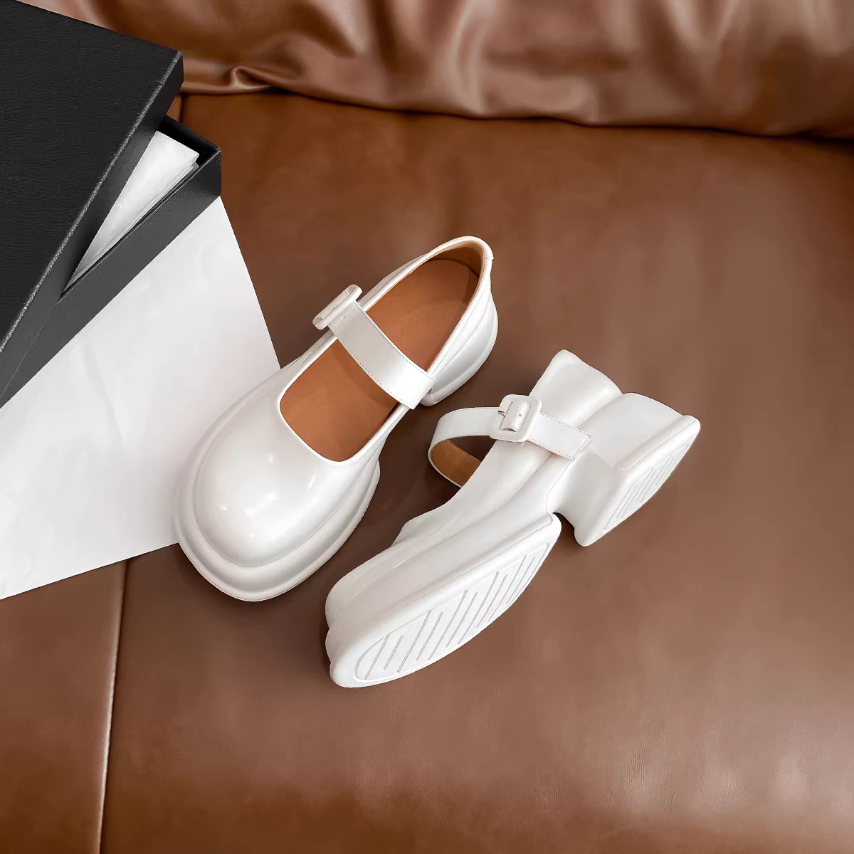 Pear Xiaoqi~ Giày Mary Jane da thật màu trắng dành cho nữ, giày đồng phục JK đế dày, giày đơn mũi tròn kiểu Pháp, giày da nhỏ kiểu Anh