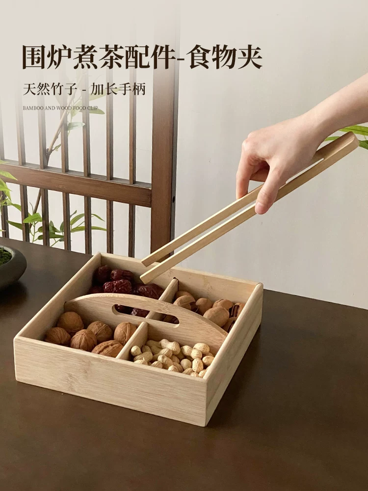 Hộp đựng đồ bằng gỗ di động bốn ngăn, dùng để đựng các loại hạt, đồ ăn nhẹ và đồ uống trà; khay trà chiều; đĩa trái cây.
