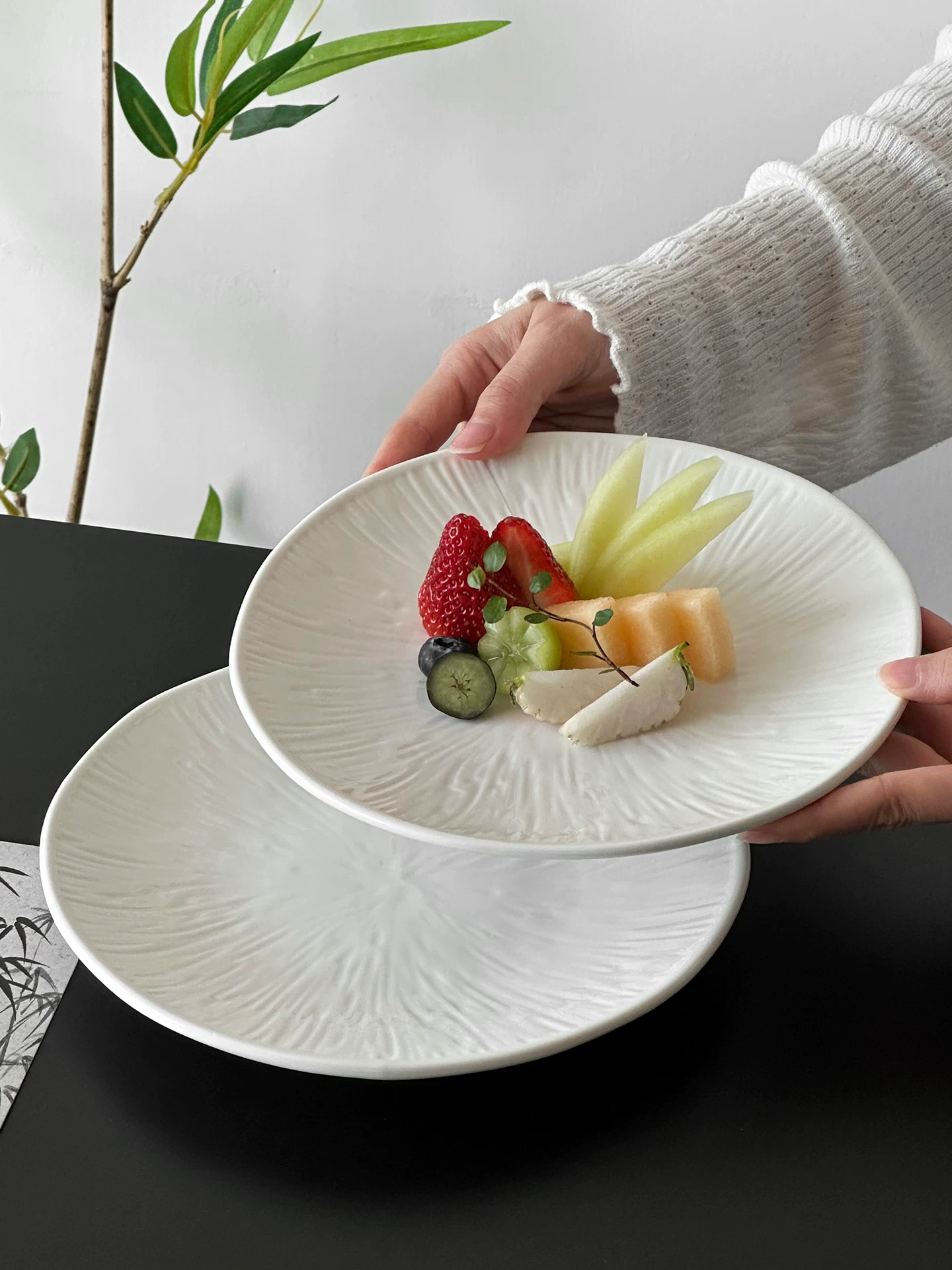 Đĩa trắng đơn giản kiểu Trung Quốc, đĩa tráng miệng trà chiều tinh tế, đĩa trái cây cao cấp, đĩa ăn nhẹ trà chiều sang trọng nhẹ nhàng.