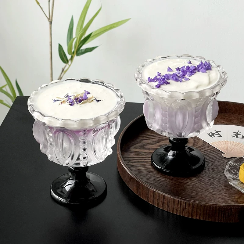 Ly kem đen cổ điển, họa tiết nổi, ly tráng miệng thẩm mỹ cao, ly thủy tinh sưu tầm độc đáo, ly rượu gia dụng.