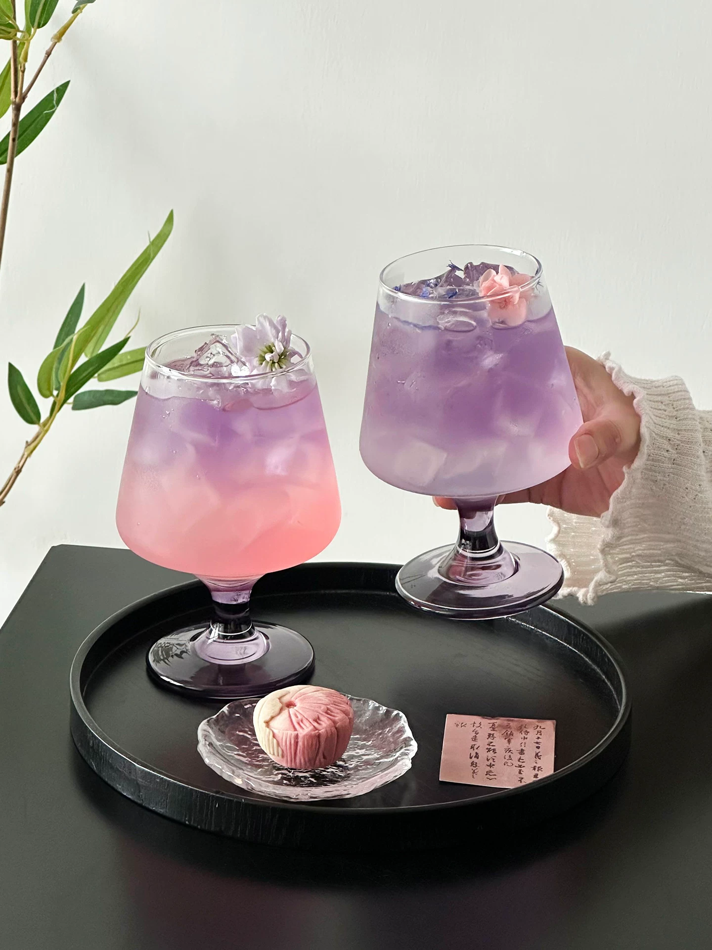 Ly thủy tinh cao màu tím cao cấp, ly cocktail sáng tạo, ly nước có ga thẩm mỹ cao, ly pha chế đặc biệt.