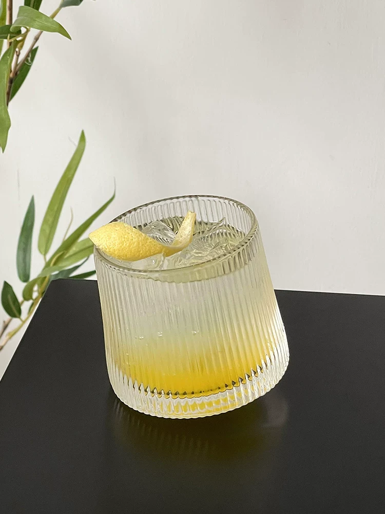 Ly thủy tinh sáng tạo độc đáo kèm đế lót, cốc cao cấp, cốc xoay, ly rượu whisky, cốc quay, cốc cà phê.