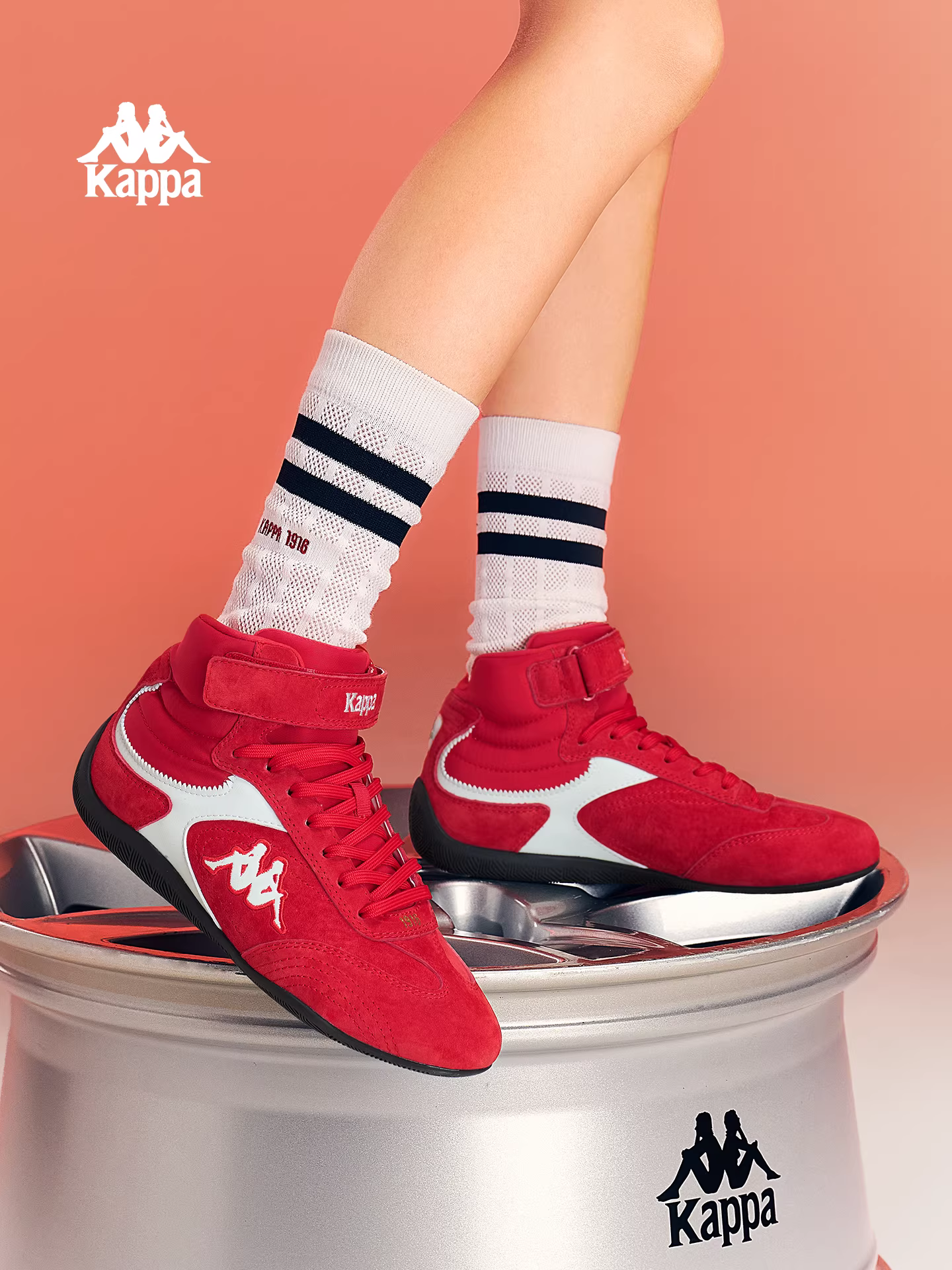 Giày đua Kappa màu đỏ dành cho nữ mùa đông 2025, kiểu dáng retro đa năng, giày tập luyện Đức, đế mỏng, giày cao cổ thường ngày