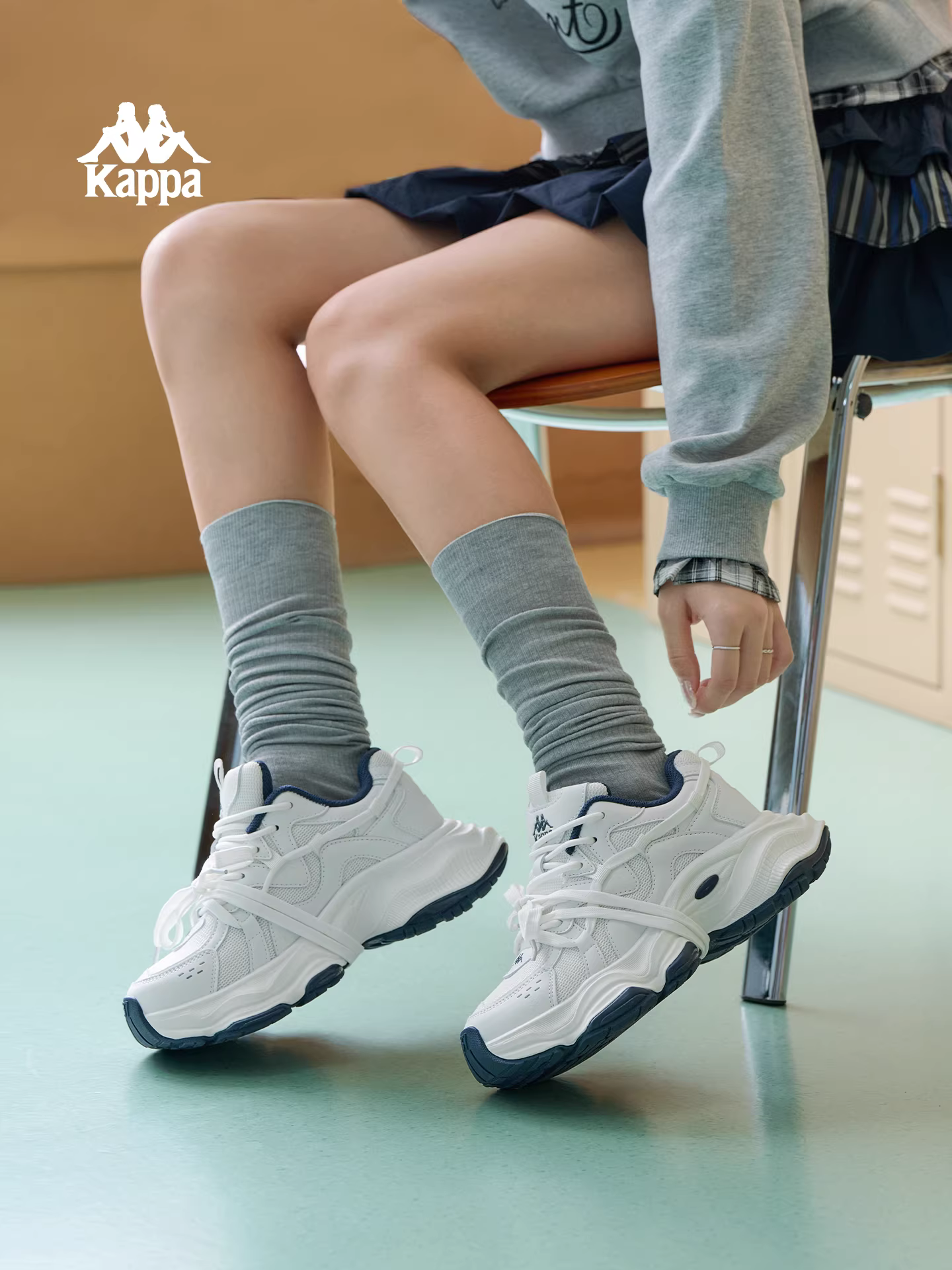 Giày bố đế dày Kappa nữ, giày thể thao nữ mùa đông 2025 mới, giày tăng chiều cao đa năng phổ biến.