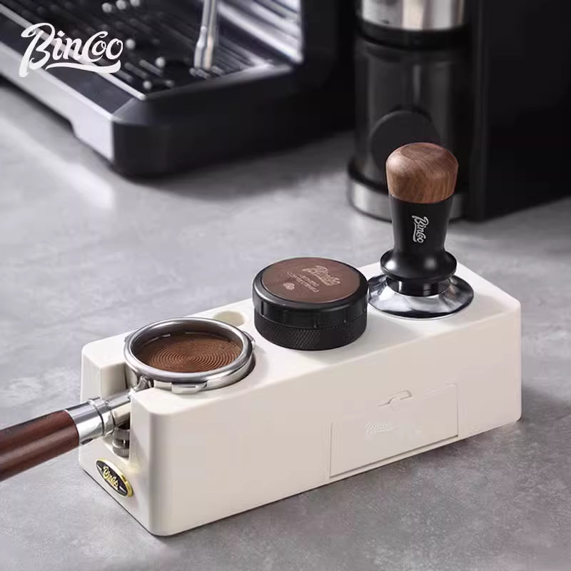 Bộ ba dụng cụ cà phê Bincoo gồm đế ép cà phê, búa ép cà phê và dụng cụ phân phối, dùng để đựng dụng cụ cà phê 51/58mm.