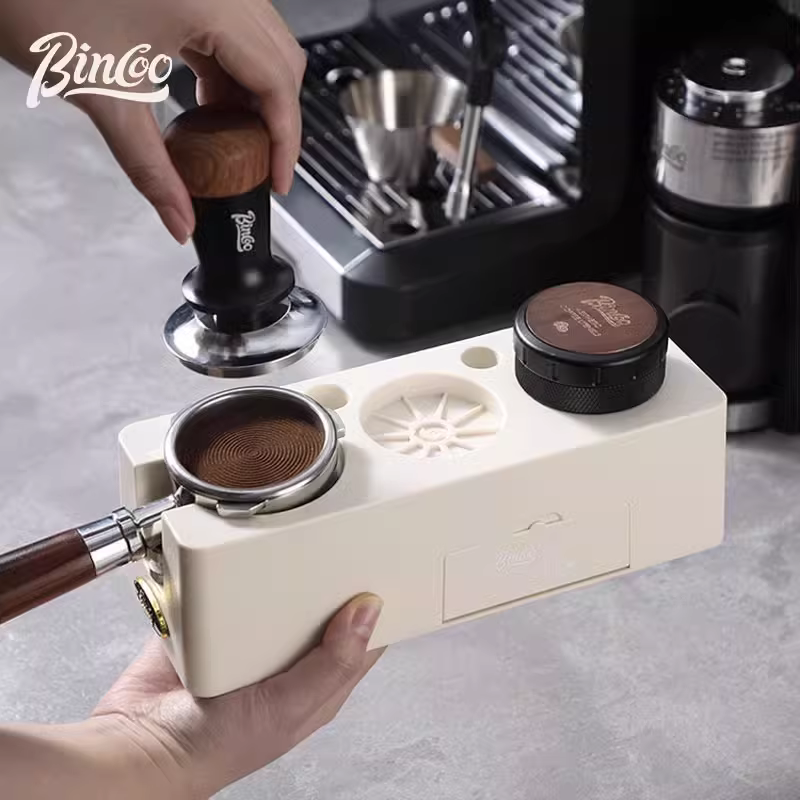 Bộ ba dụng cụ cà phê Bincoo gồm đế ép cà phê, búa ép cà phê và dụng cụ phân phối, dùng để đựng dụng cụ cà phê 51/58mm.
