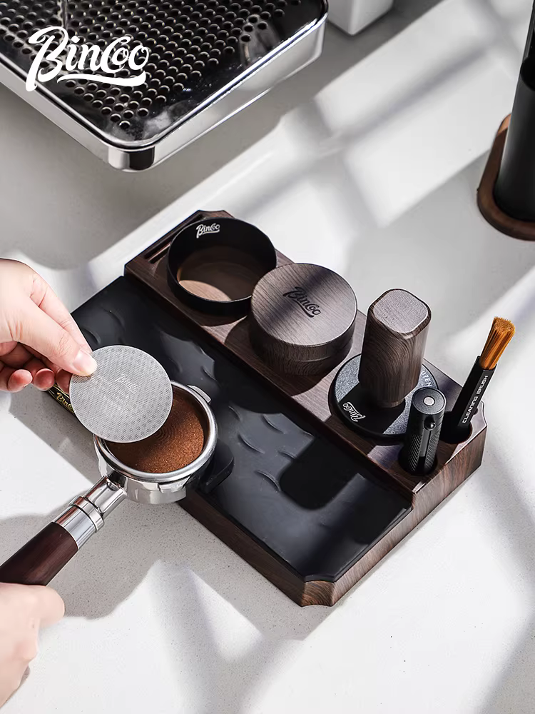 Bộ dụng cụ đa năng kiểu Ý Bincoo vân gỗ, gồm hộp đựng bã cà phê, máy ép bột, kích thước phổ thông 51/58mm