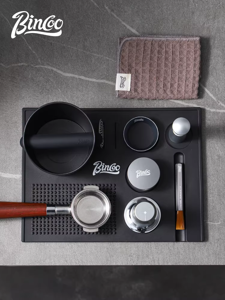 Bộ dụng cụ đa năng Bincoo: thảm đập cà phê, dụng cụ phân phối cà phê, búa đập cà phê, hộp đựng cà phê chống trượt, bộ dụng cụ để bàn 5158