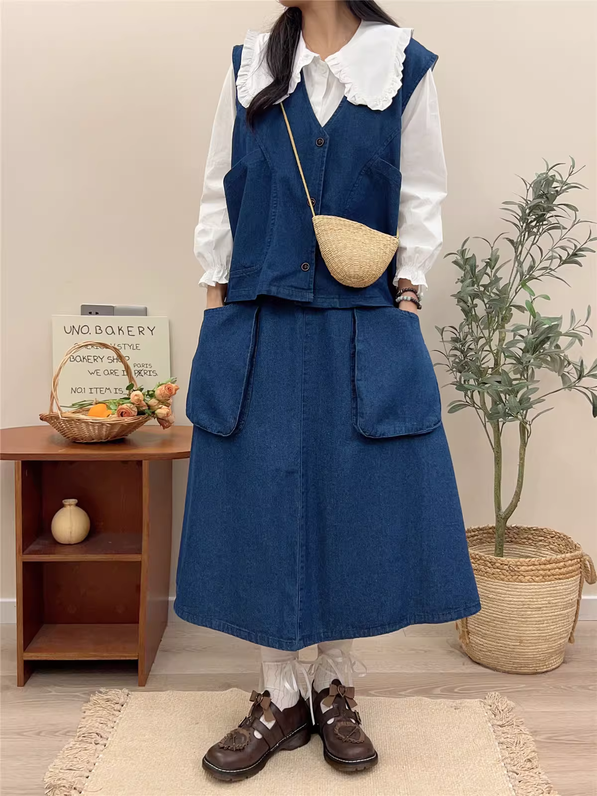 Váy denim dáng xòe vintage mùa xuân 2024 Dream Box, túi lớn, lưng thun, màu trơn, dài qua gối