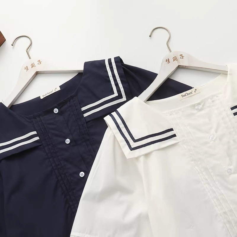 Áo sơ mi cotton xếp ly dáng rộng cổ thủy thủ tay ba phần, kiểu dáng xòe điệu đà Dream Box 2024 mùa hè mới.