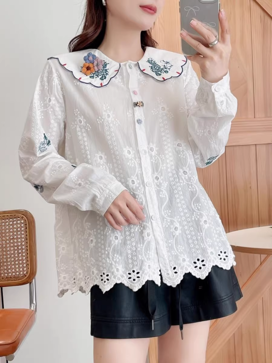 Áo sơ mi cotton thêu hoa mùa thu mới Dream Box 2024 dành cho nữ, cổ búp bê, tay dài, dáng rộng và ngọt ngào.