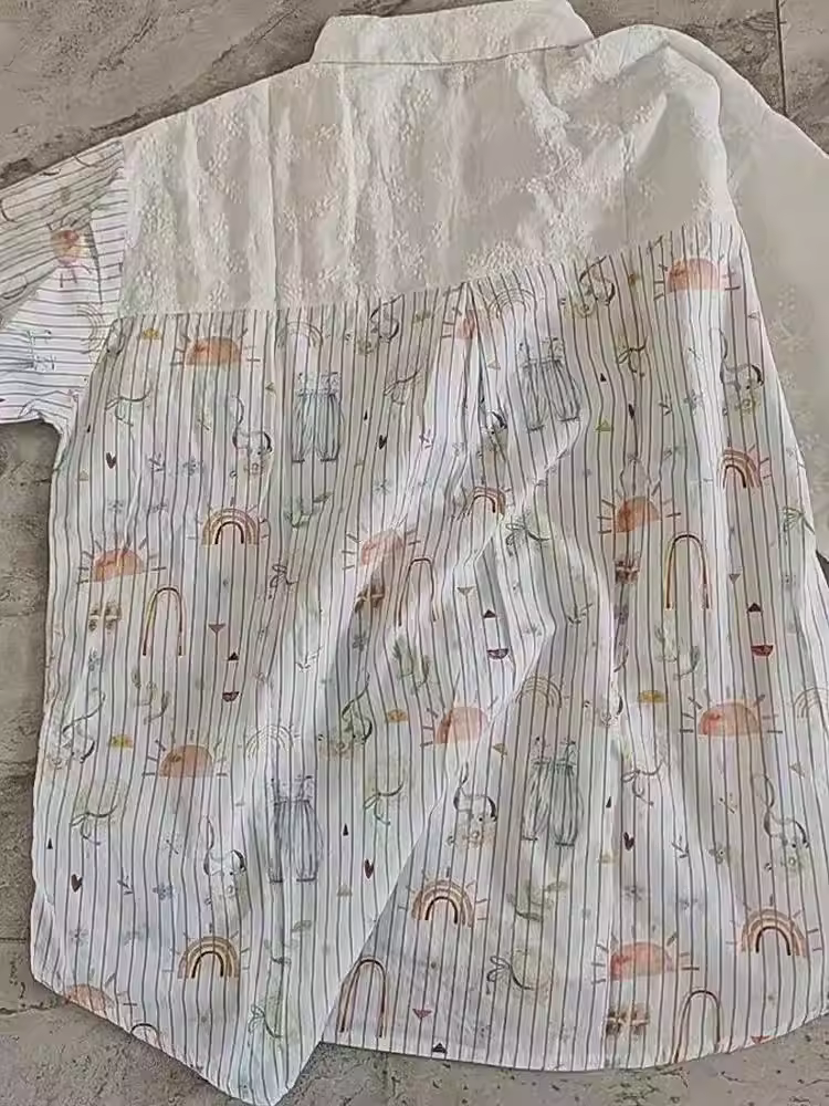 Áo sơ mi cotton in họa tiết hoạt hình mùa xuân 2025 Dream Box, phối sọc, phối vải, cổ ren, tay dài, dáng rộng