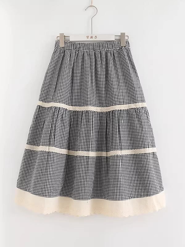 Váy cotton xếp tầng dáng A, eo thun, viền ren, họa tiết ca rô, mùa hè 2025, Dream Box