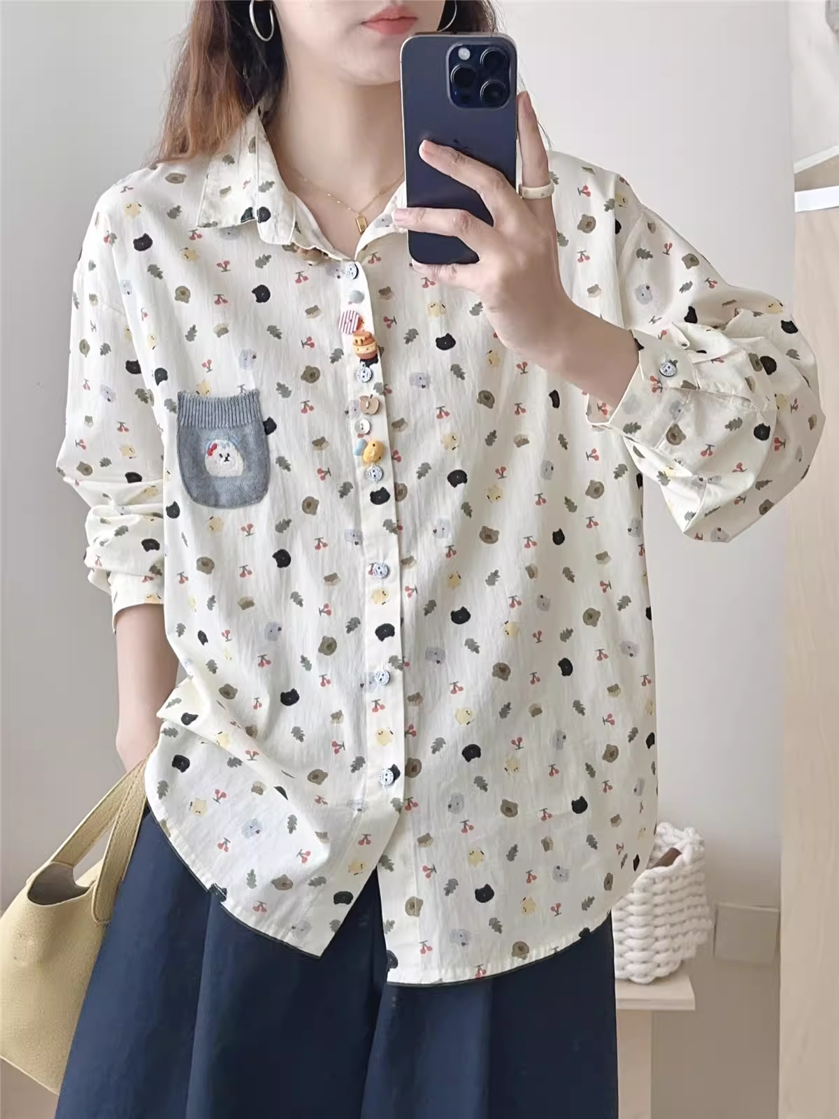 Áo sơ mi cotton in hình mèo Dream Box 2025 Xuân mới, cổ trụ, tay dài, dệt kim, có túi, nhiều khuy, dáng rộng