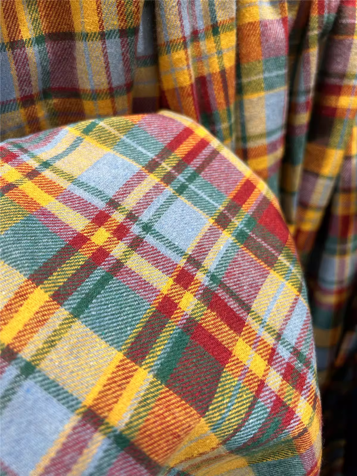 Váy cotton kẻ ca rô vintage Xuân 2025 Dream Box, lưng thun, dáng chữ A, váy midi kẻ nhiều màu