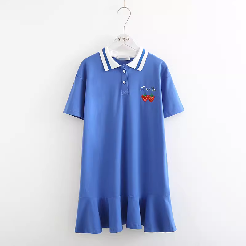 Váy Polo thêu dâu tây ngọt ngào mùa hè mới Dream Box 2024, kiểu dáng đuôi cá bèo nhún, chất liệu cotton nguyên chất dành cho nữ