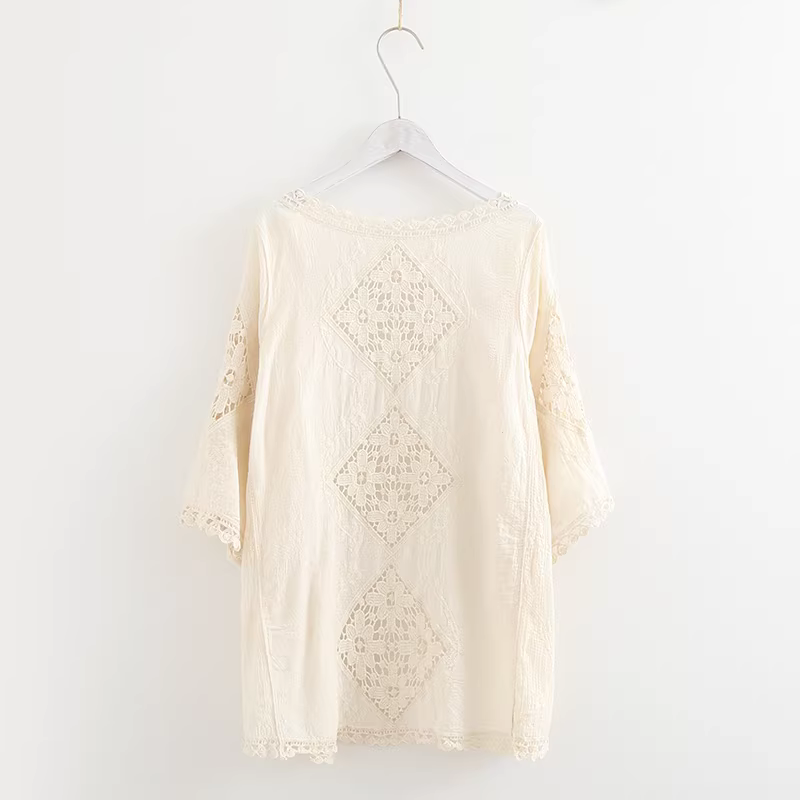 Áo cardigan ren hoa rỗng tay chuông mùa hè mới Dream Box 2024 dành cho nữ, phong cách tươi mát, áo ren dài trung bình.