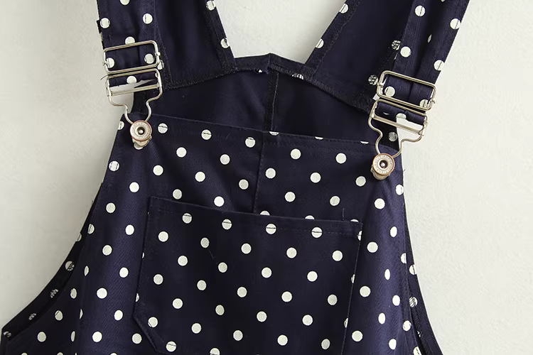 Đầm cotton in chấm bi mùa hè Dream Box 2024, kiểu dáng ôm dáng, phong cách Mori Girl, trẻ trung, đầm yếm chấm bi