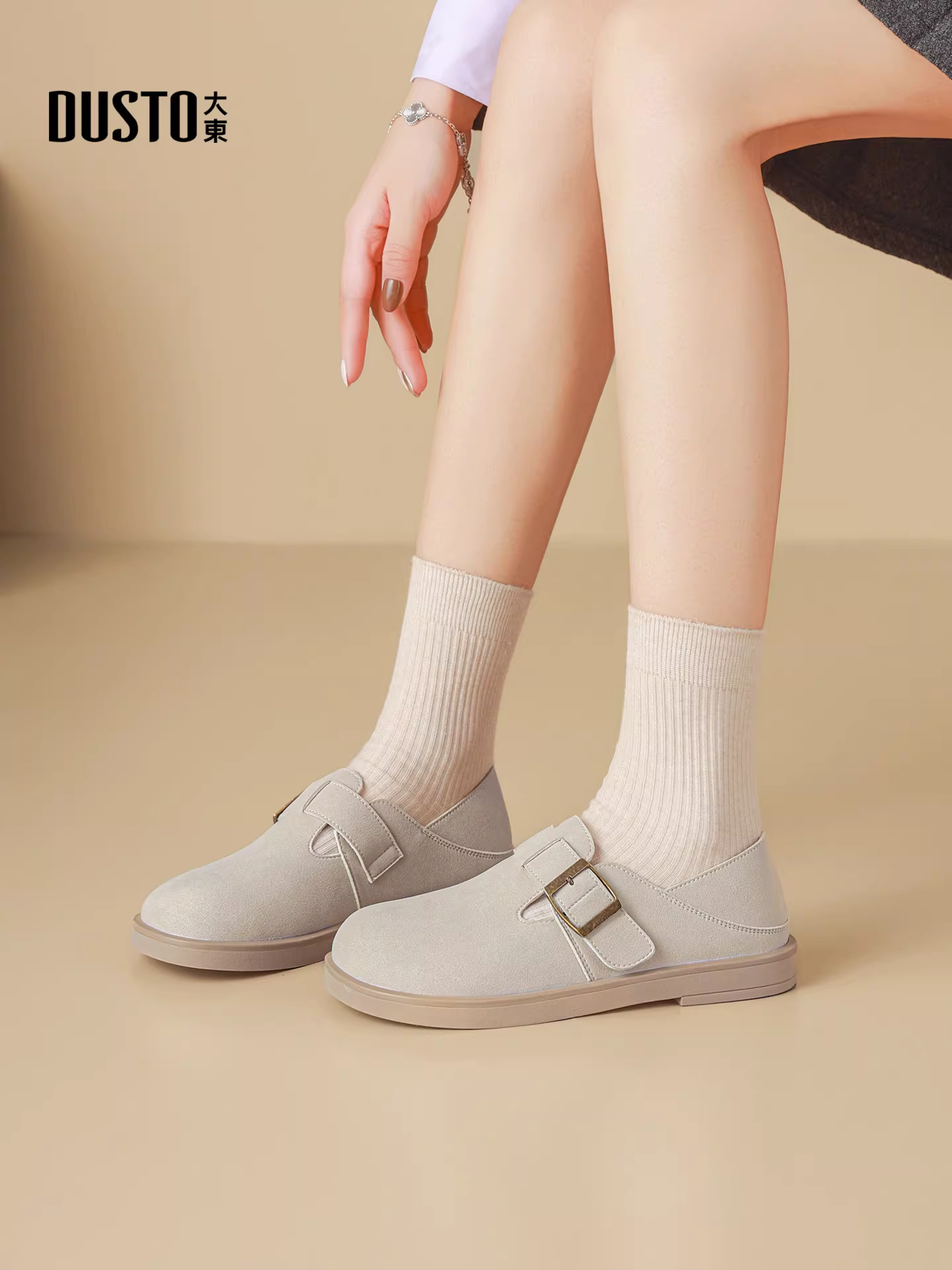 Giày Birkenstock nữ Dadong cao cấp, kiểu dáng mới mùa đông 2025, kiểu lười, đế bằng, giày thường ngày.