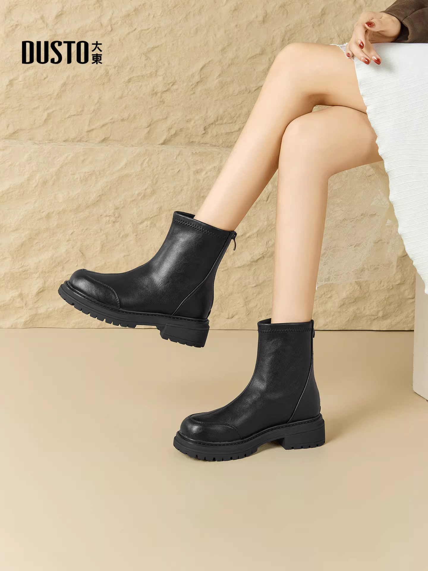 Giày bốt đế dày màu đen Dadong dành cho nữ 2025 giày bốt thời trang thu đông mới kiểu cổ điển Giày bốt Martin kiểu Pháp Giày bốt dáng ôm