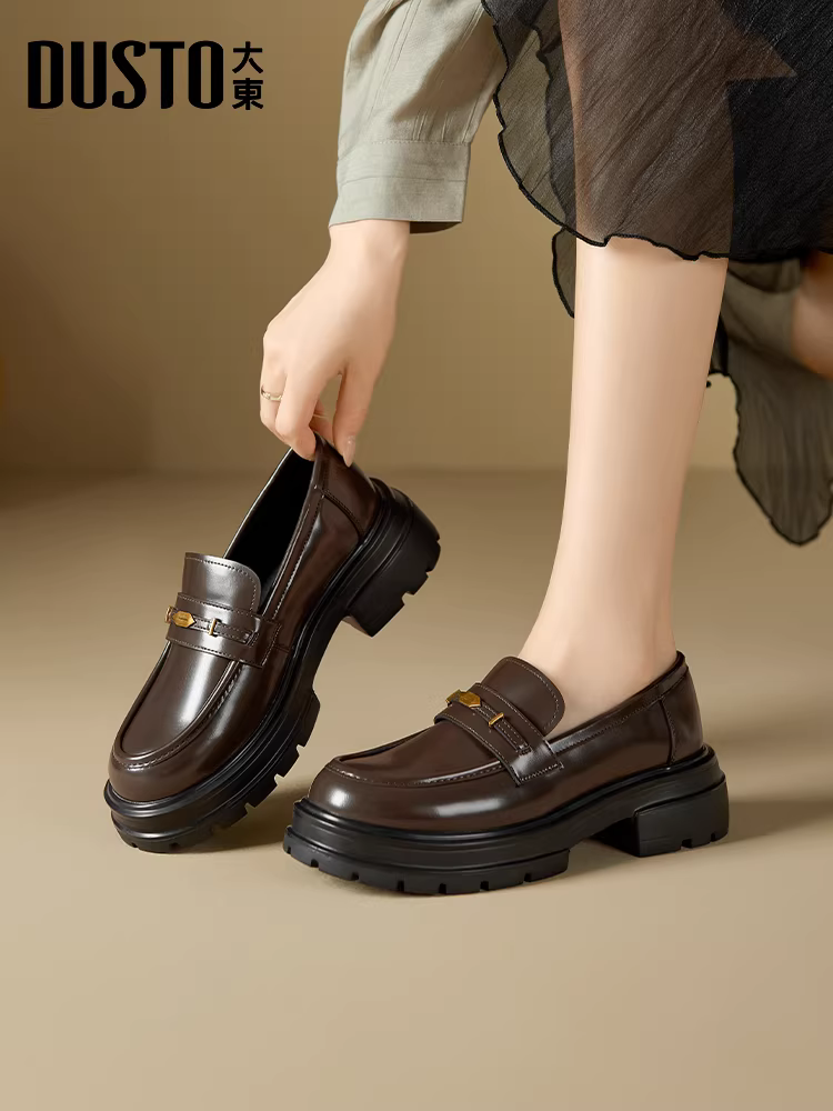 Giày lười nữ đế dày kiểu Anh mới 2025, mùa thu đông, màu đen, đa năng, kiểu JK, giày da nhỏ, dễ mang