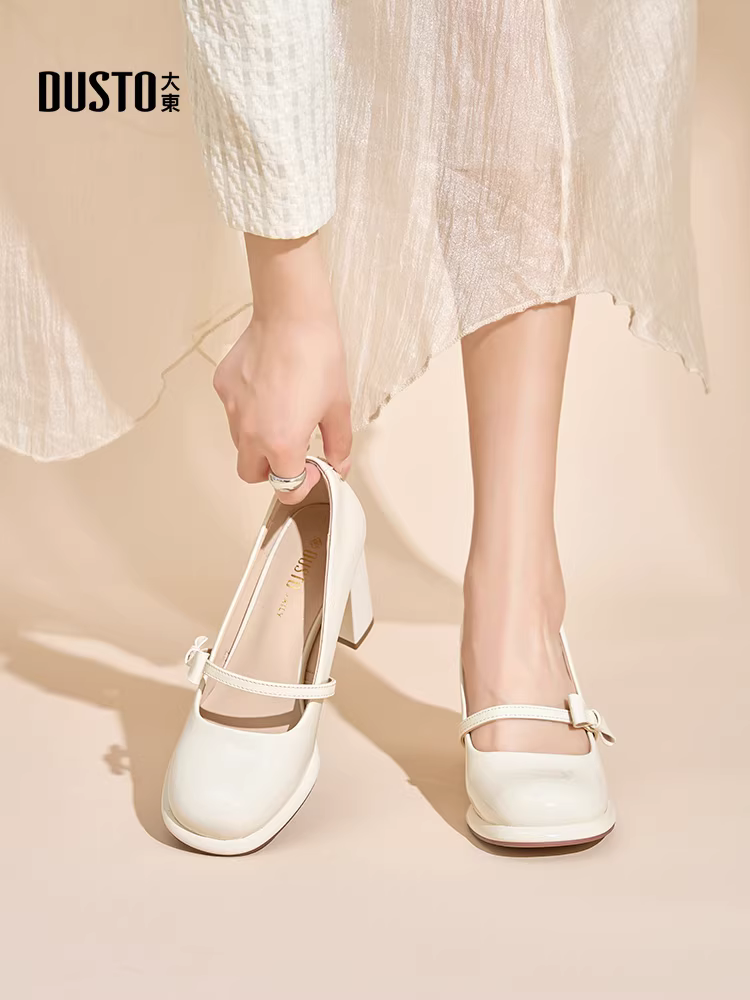 Giày bệt buộc dây kiểu Dadong dành cho nữ, mẫu mới thu đông 2025, giày đi dạo nhẹ nhàng, giày Mary Jane nữ, giày cao gót.