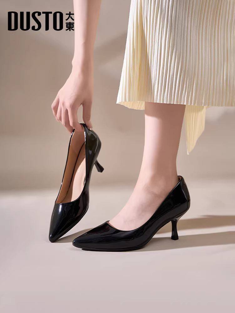 Giày cao gót mũi nhọn màu đen Dadong dành cho nữ, kiểu mới mùa thu 2025, gót nhọn, giày cao gót da bóng thanh lịch, giày công sở nữ.