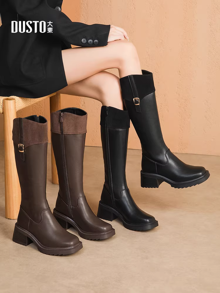 Giày bốt cao cổ dáng nhỏ nhắn Dadong dành cho nữ, mẫu mới mùa thu đông 2025, màu đen, kiểu dáng thon gọn, giày bốt đi xe, đế dày, mũi vuông.