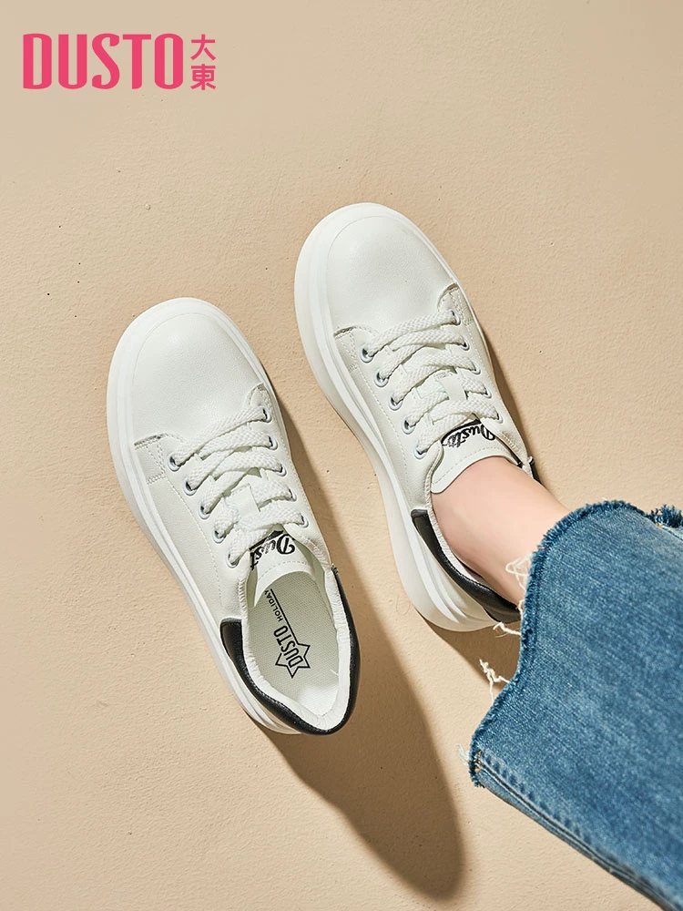 Giày thể thao Dadong nữ 2025 kiểu mới, giày mùa thu đông phổ biến, giày đế dày đế bằng đa năng, giày trắng McQueen