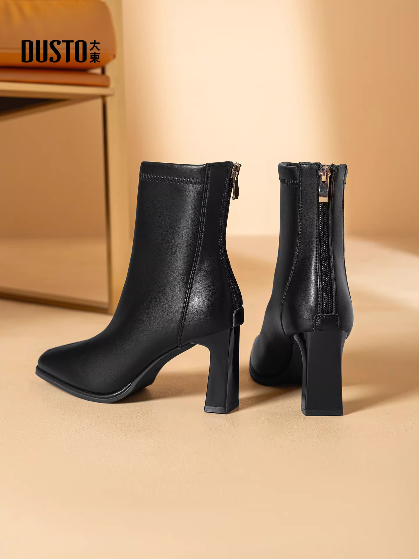 Giày bốt ngắn màu đen Dadong dành cho nữ, mẫu mới thu đông 2025, mũi vuông, gót dày, gót cao, kiểu Chelsea, ôm chân.