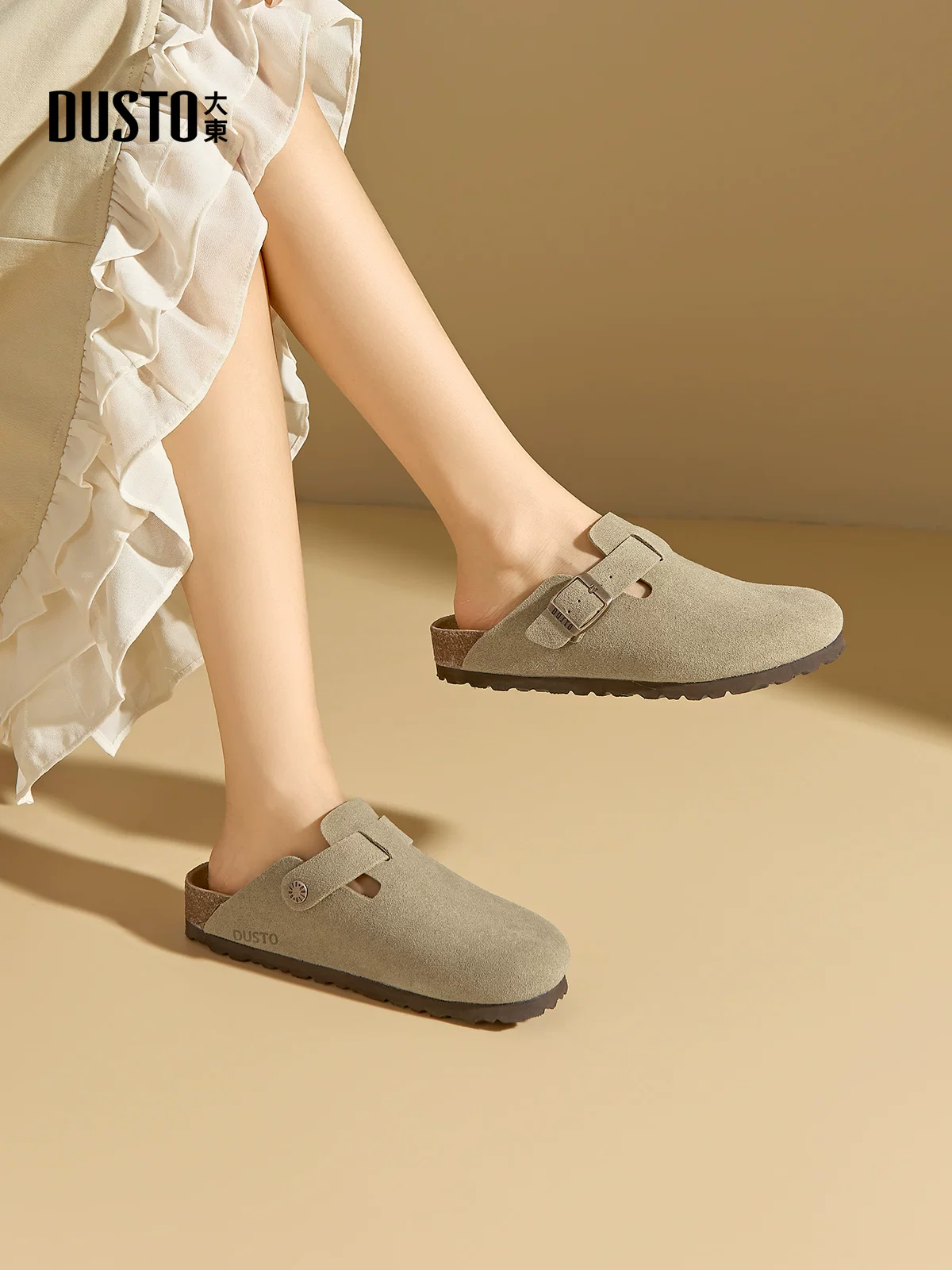 Giày dép nữ kiểu Birkenstock Dadong, kiểu nửa dép, mùa thu, đi ngoài trời, mẫu mới thu đông 2025, kiểu lười, đế dày, đế mềm, mũi kín.