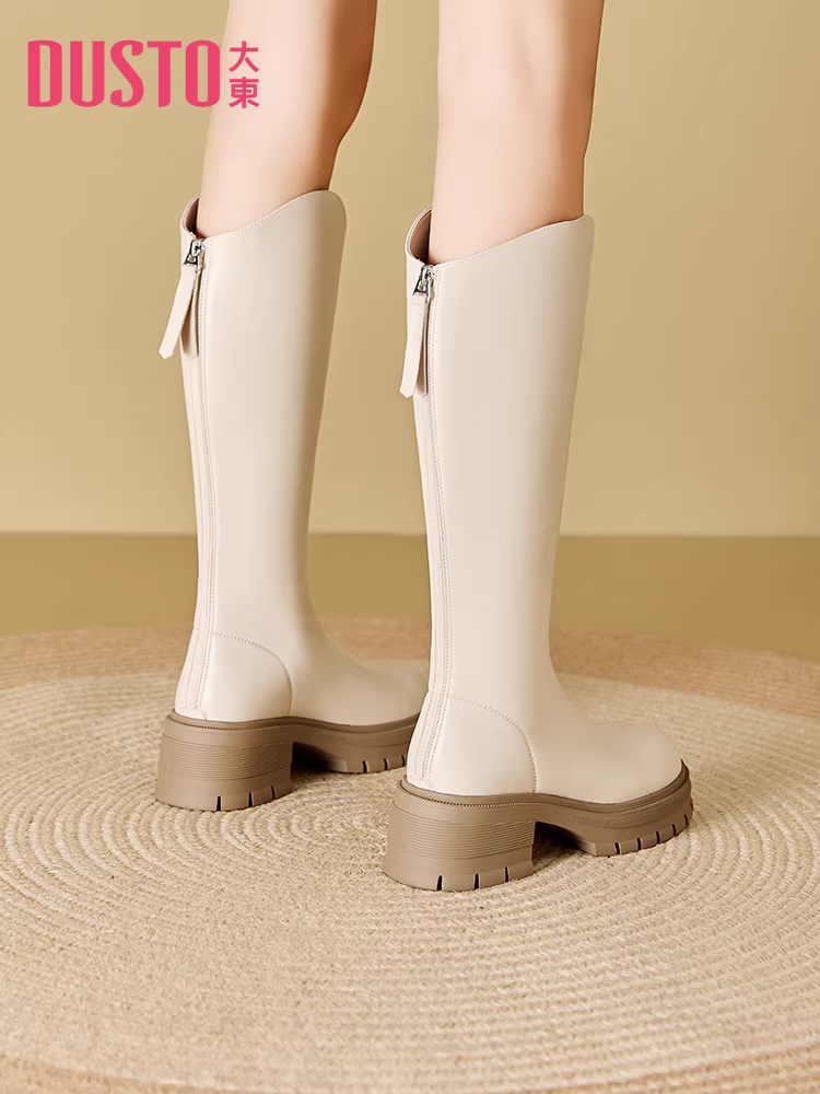 Giày bốt đế dày Dadong dành cho nữ 2025, mẫu mới thu đông, kiểu dáng V-cut, bốt ngắn dành cho nữ nhỏ nhắn, bốt trắng, bốt cưỡi ngựa nữ