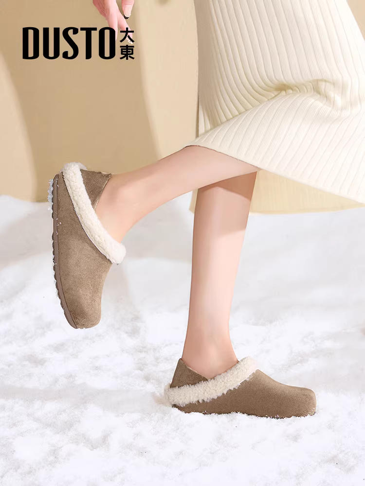 Giày dép lông mềm Dadong kiểu Birkenstock dành cho nữ, mẫu mới mùa đông 2025, bán chạy, kiểu lười, giữ ấm bằng cotton, lông phủ kín toàn bộ.