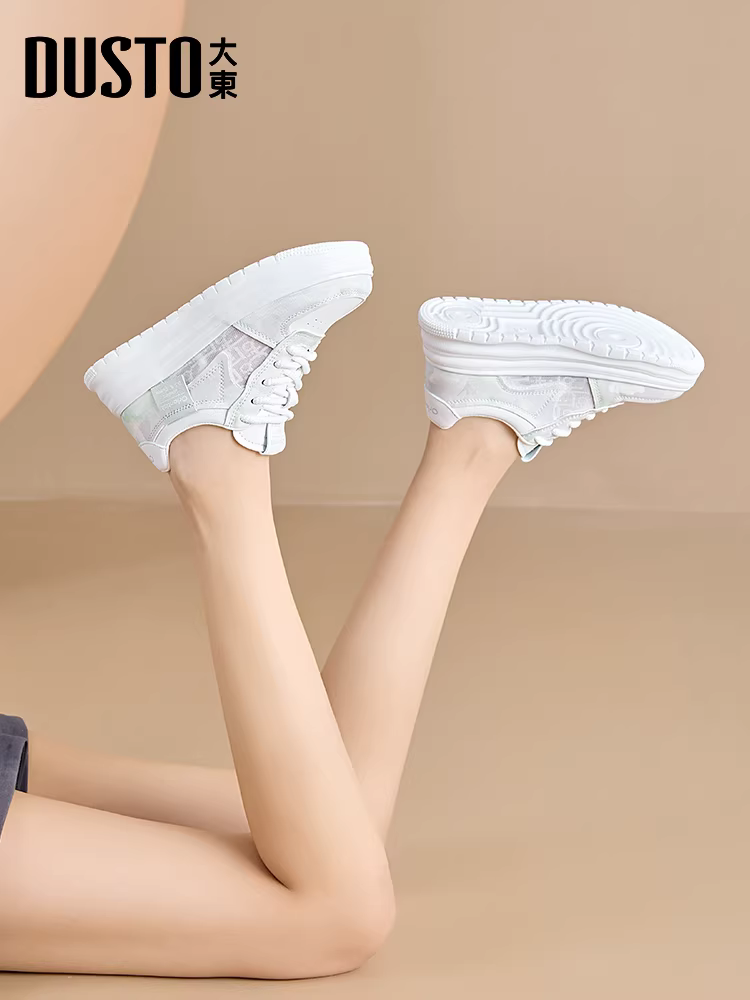 Giày thể thao đế dày tăng chiều cao Dadong màu trắng dành cho nữ, mẫu mới thu đông 2025, giày nữ đa năng, giày thể thao thoáng khí, giày thể thao thường ngày.