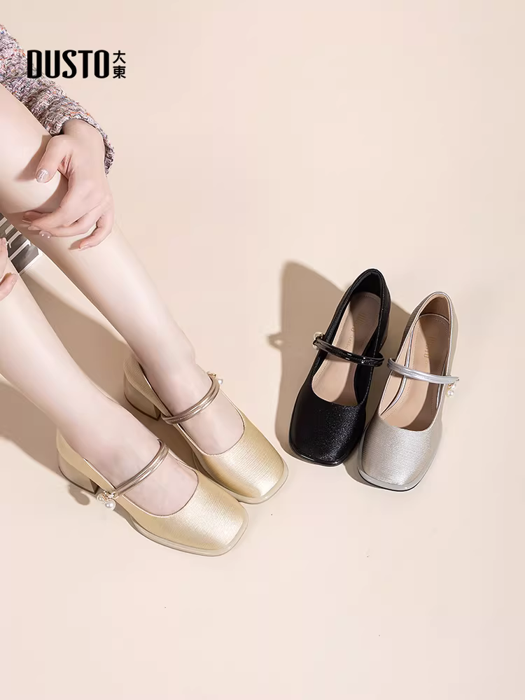 Giày Mary Jane kiểu phương Đông cỡ lớn dành cho nữ, mẫu thu đông 2025, phối cùng chân váy, giày cao gót đế thô kiểu Pháp đính ngọc trai