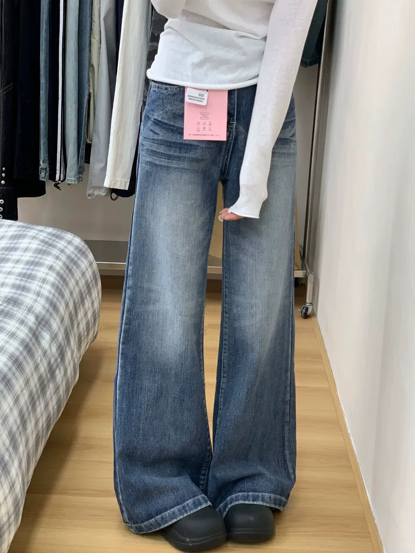 Quần jean ống loe kiểu Mỹ cổ điển dành cho nữ, phong cách đầu thu, cỡ lớn, lưng cao, dáng suôn, rộng rãi, quần ống chuông tôn dáng.