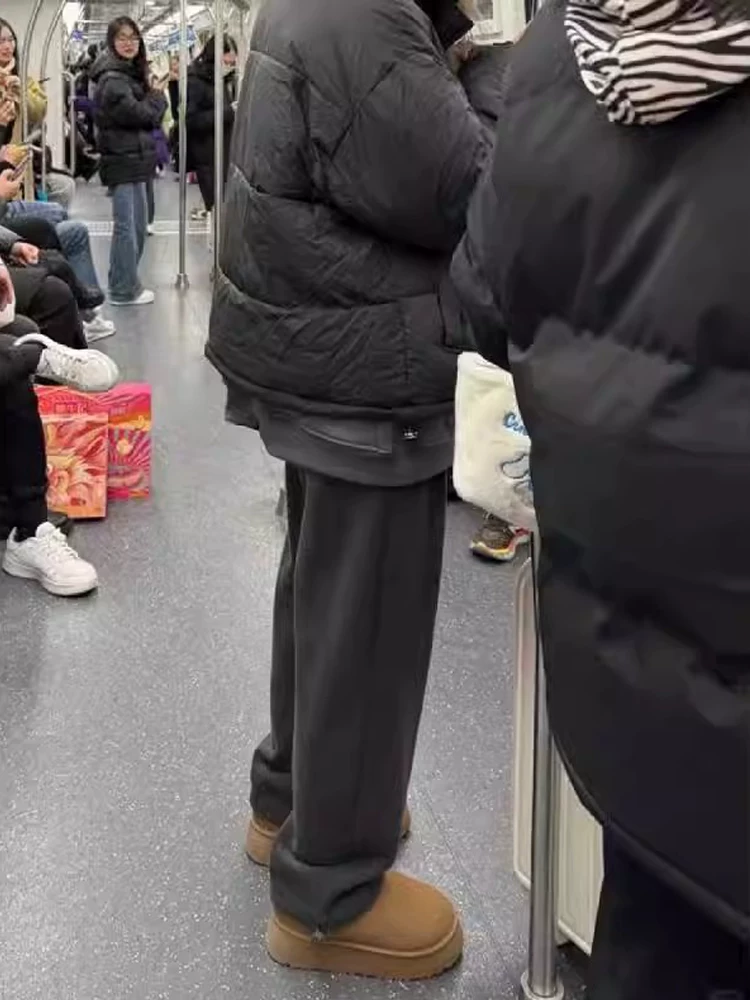 Quần thể thao dày dặn lót lông cừu dành cho nữ, kiểu dáng thu đông mới, cỡ lớn, cạp cao, che hông, dáng suôn, tôn dáng, quần ống rộng thể thao.