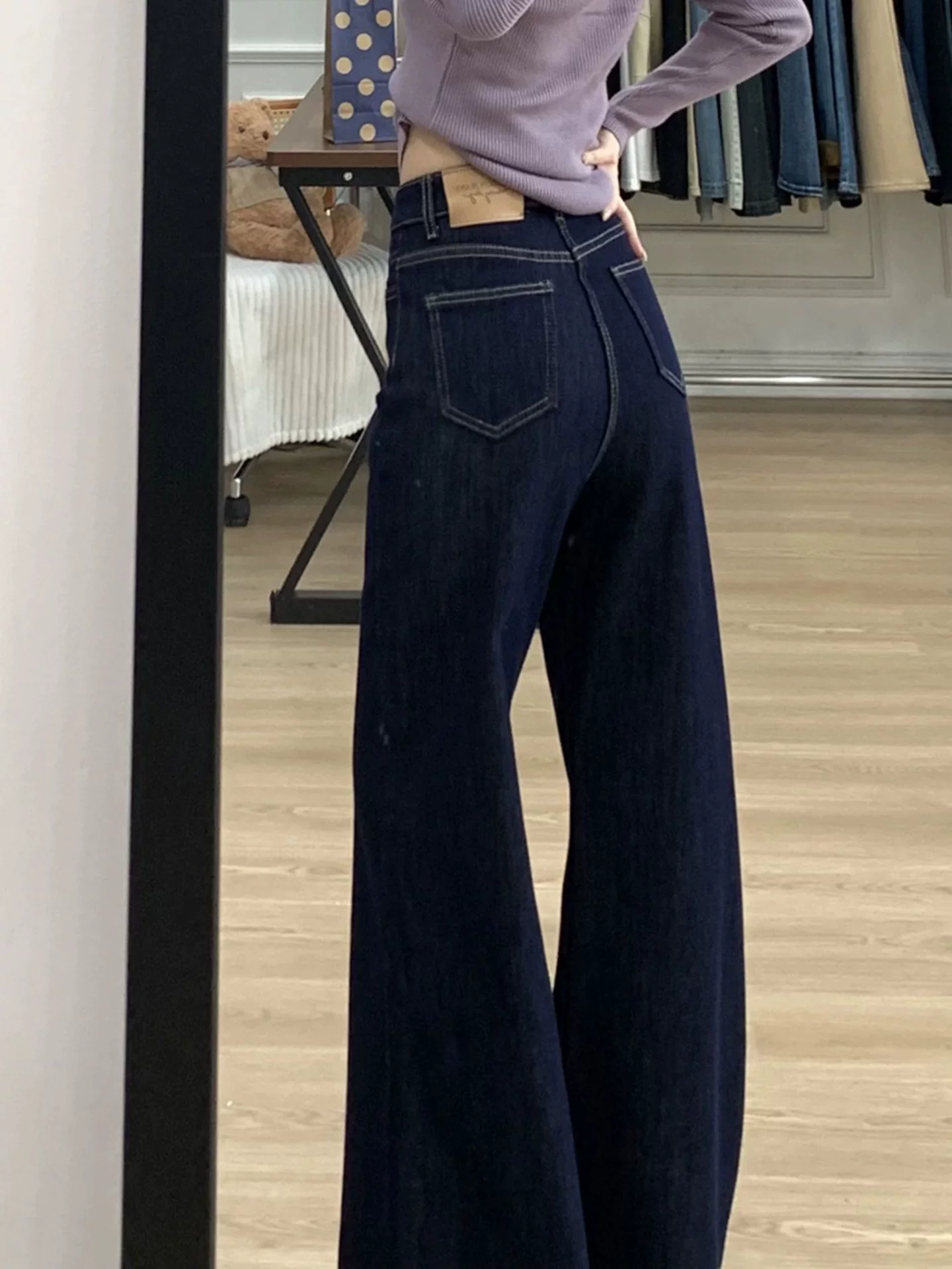 Quần jean ống loe thẳng, dày dặn, lót lông cừu màu xanh đậm dành cho nữ, size lớn mùa đông, cạp cao, co giãn, che hông.