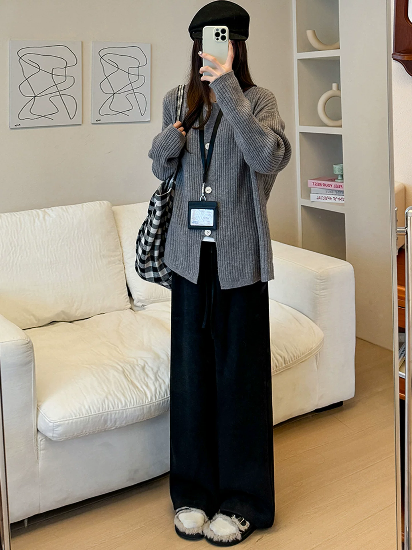 Quần gạo thường ngày màu xám đậm dành cho nữ, mùa thu đông, cỡ lớn, lót lông cừu, dày dặn, lưng cao, dáng rộng, giảm béo, quần ống rộng lười biếng.