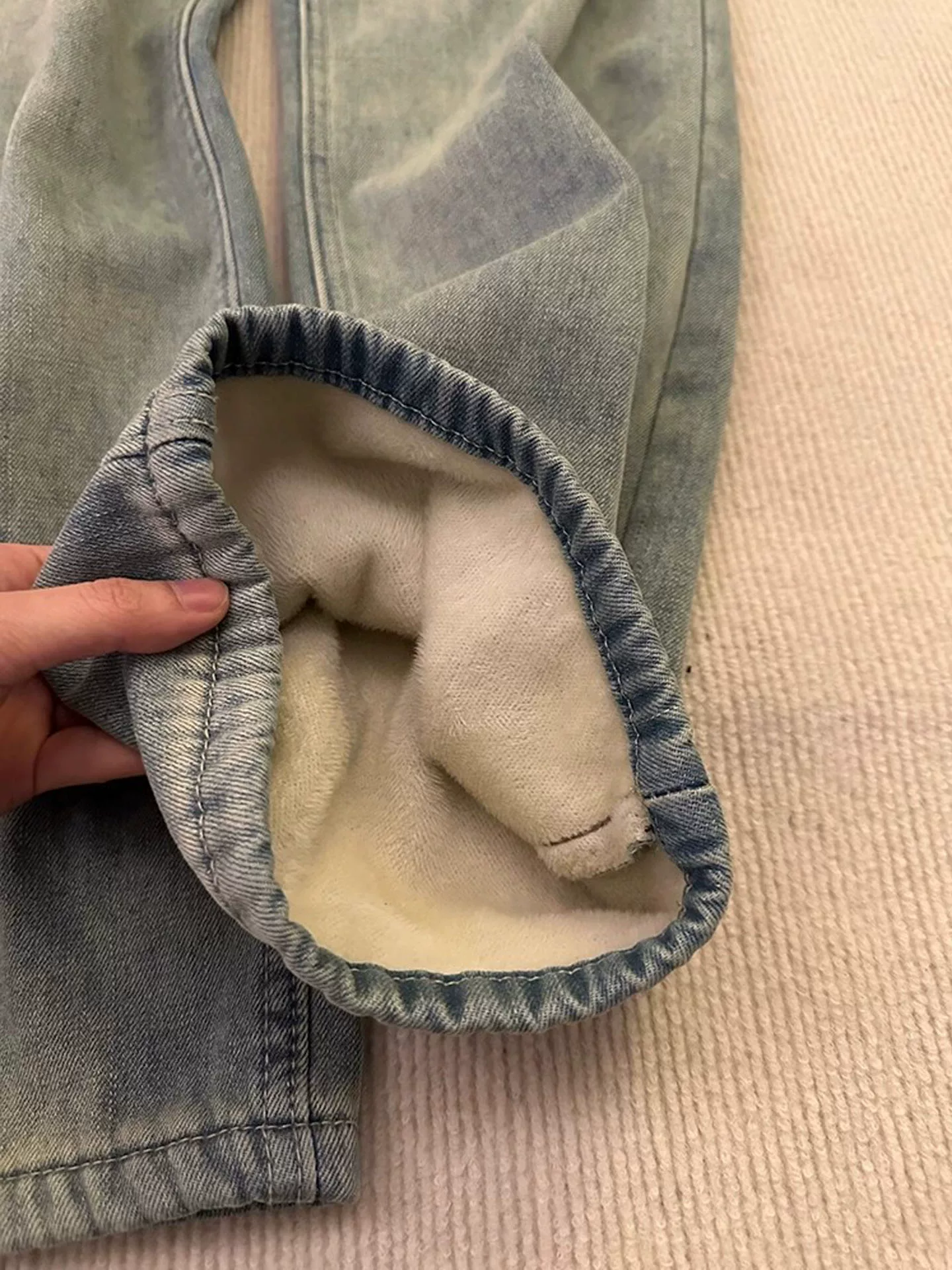 Quần jean ống thẳng dày dặn lót lông cừu dành cho nữ, mùa thu đông, cỡ lớn, lưng cao, dáng rộng, thon gọn, ấm áp, quần ống rộng.