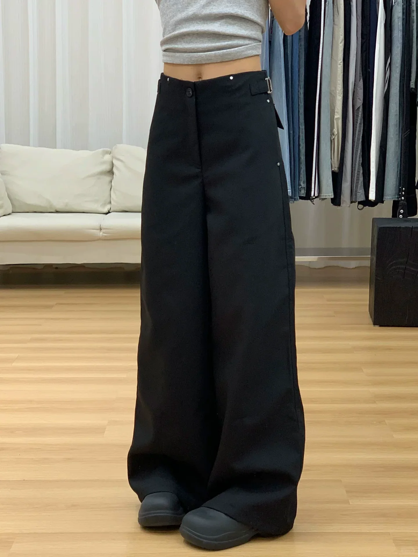 Quần âu đen ống rộng mùa thu sớm, size lớn, dành cho người mập, cạp cao, dáng rộng, chất liệu mềm mại, tôn dáng, dành cho người có thân hình quả lê, quần dài mặc thường ngày