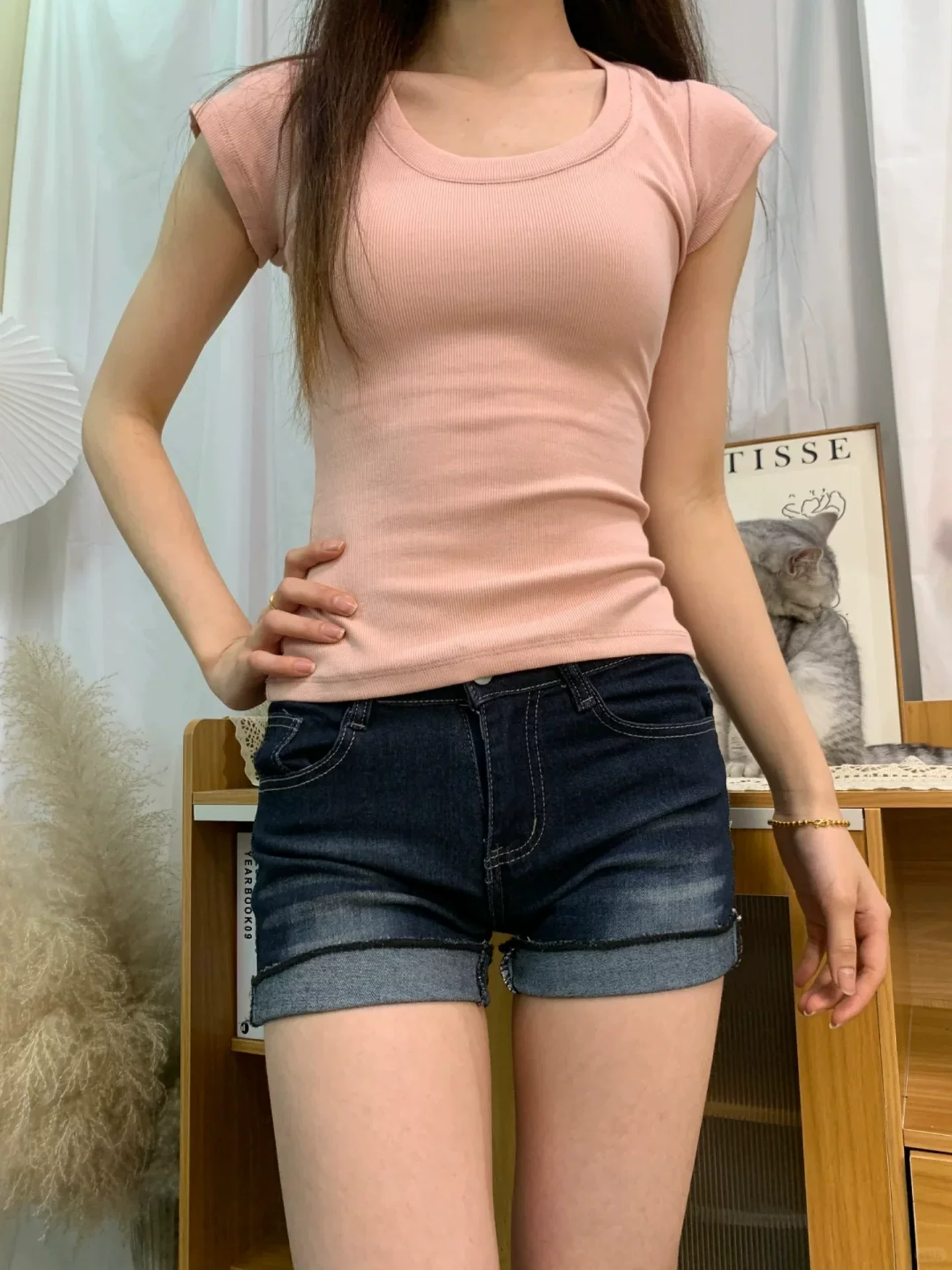 Quần short denim viền lăn kiểu Mỹ dành cho nữ, kiểu dáng mỏng mùa hè, cỡ lớn, lưng cao, co giãn, che hông, quần chữ A tôn dáng.