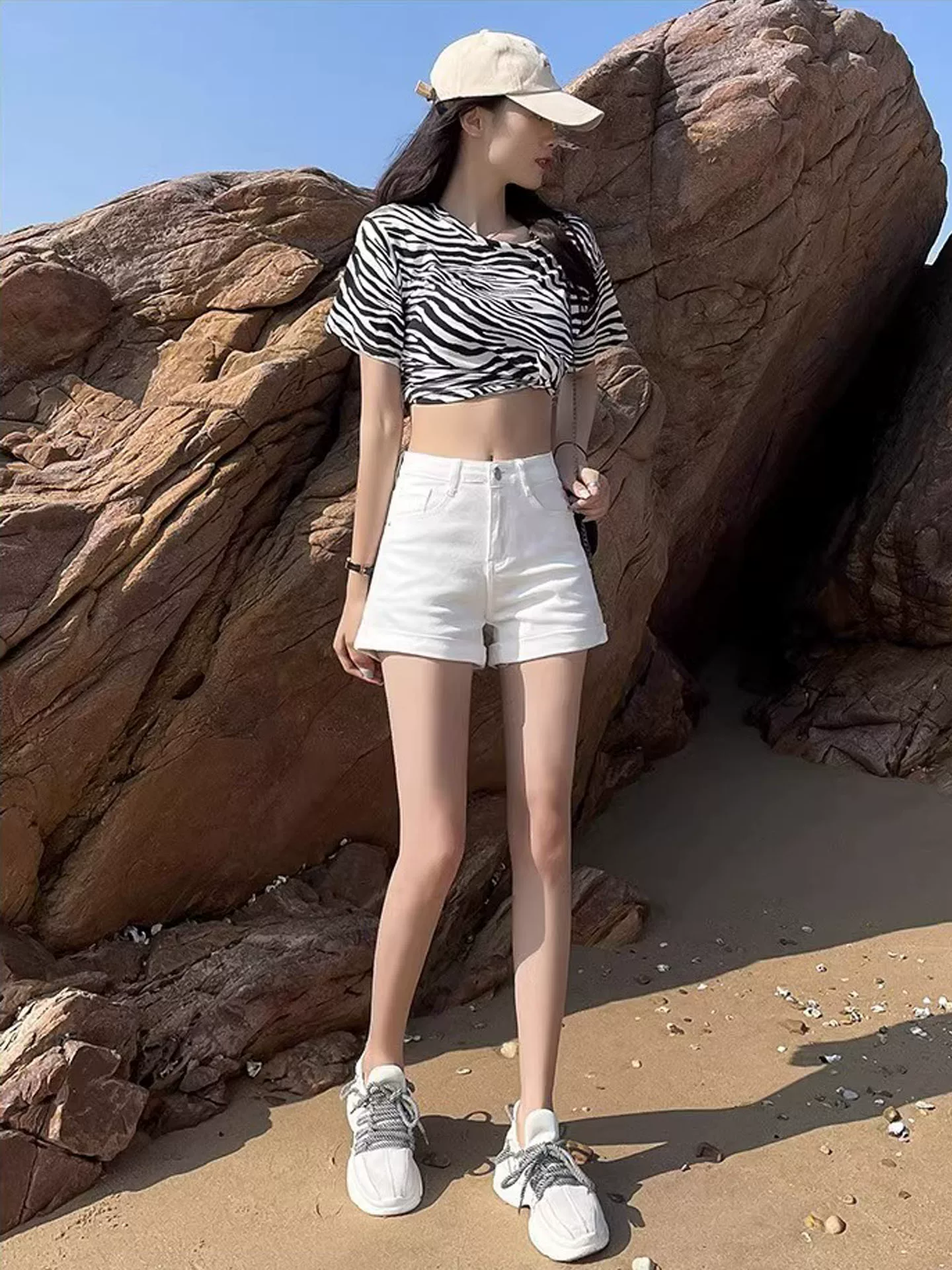 Quần short denim trắng cho nữ, cỡ lớn mùa hè, lưng cao, co giãn, giảm béo, dáng quả lê, quần ống rộng chữ A.