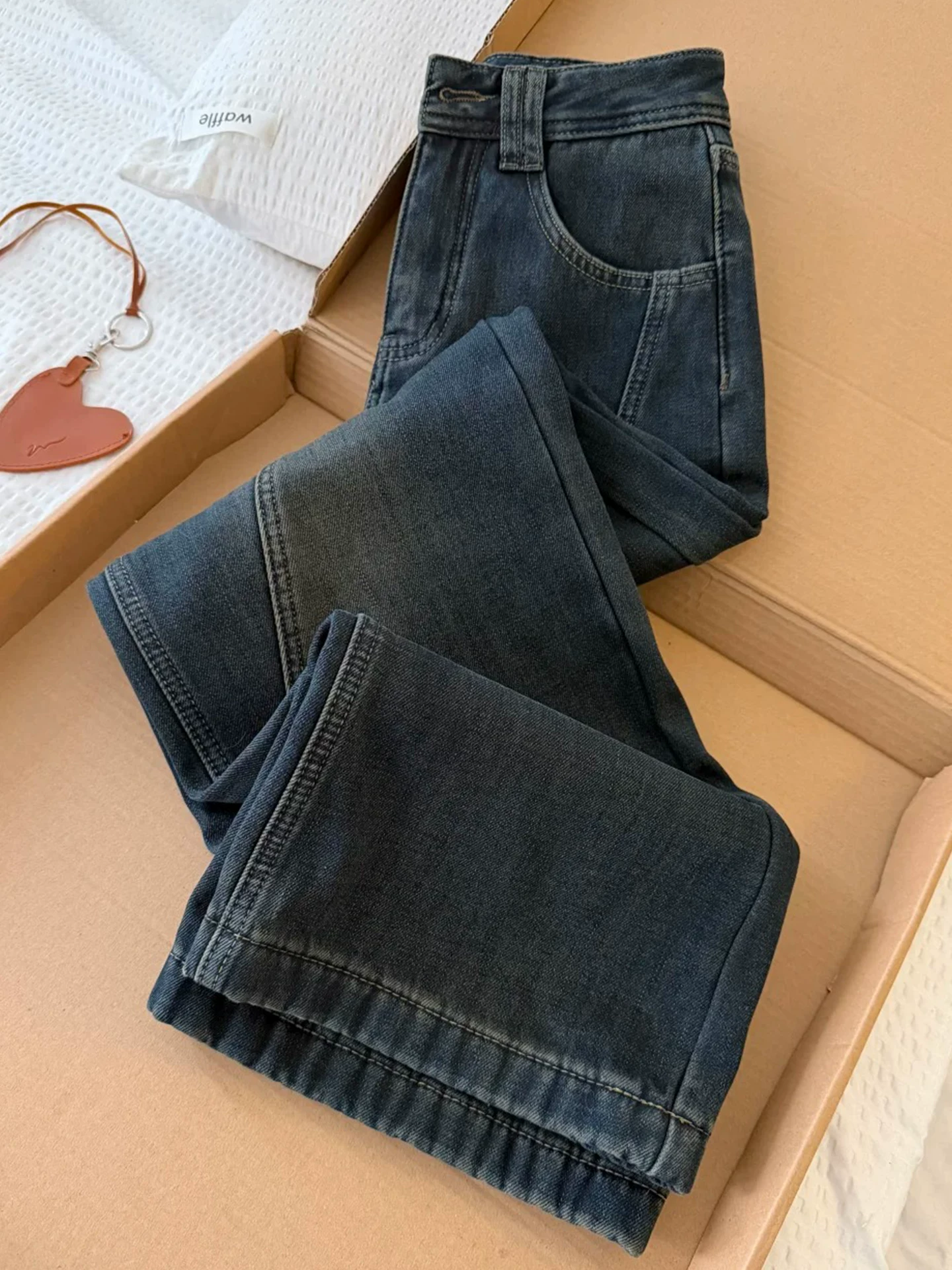 Quần jean ống đứng cổ điển dành cho nữ, lót lông cừu, dày, cỡ lớn, cạp cao, che hông, tôn dáng, quần ống rộng hẹp