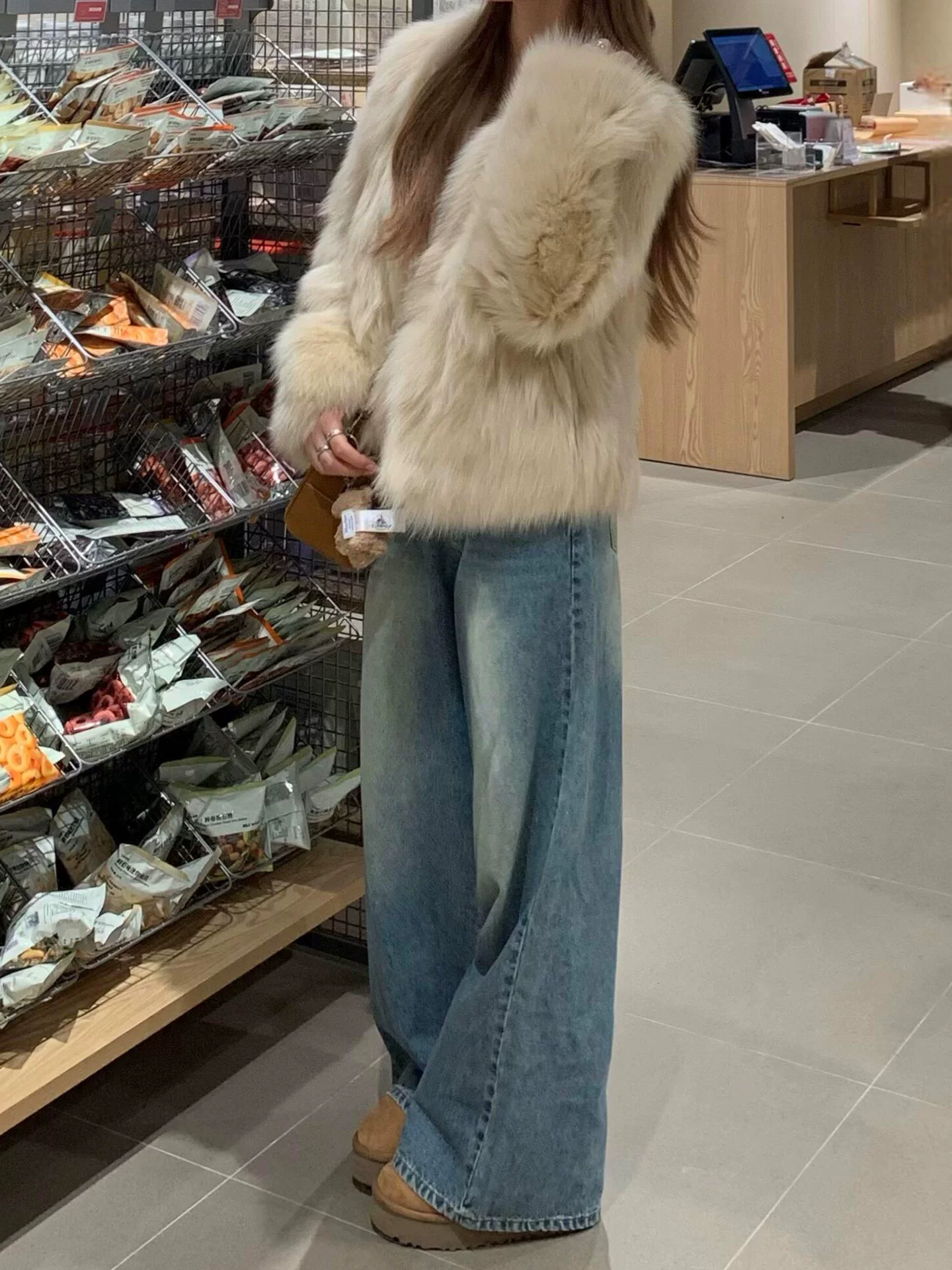 Quần jeans ống rộng lưng cao cổ điển dành cho nữ, size lớn mùa đông, lót lông cừu, dày dặn, rộng rãi, tôn dáng, quần ống đứng mềm mại