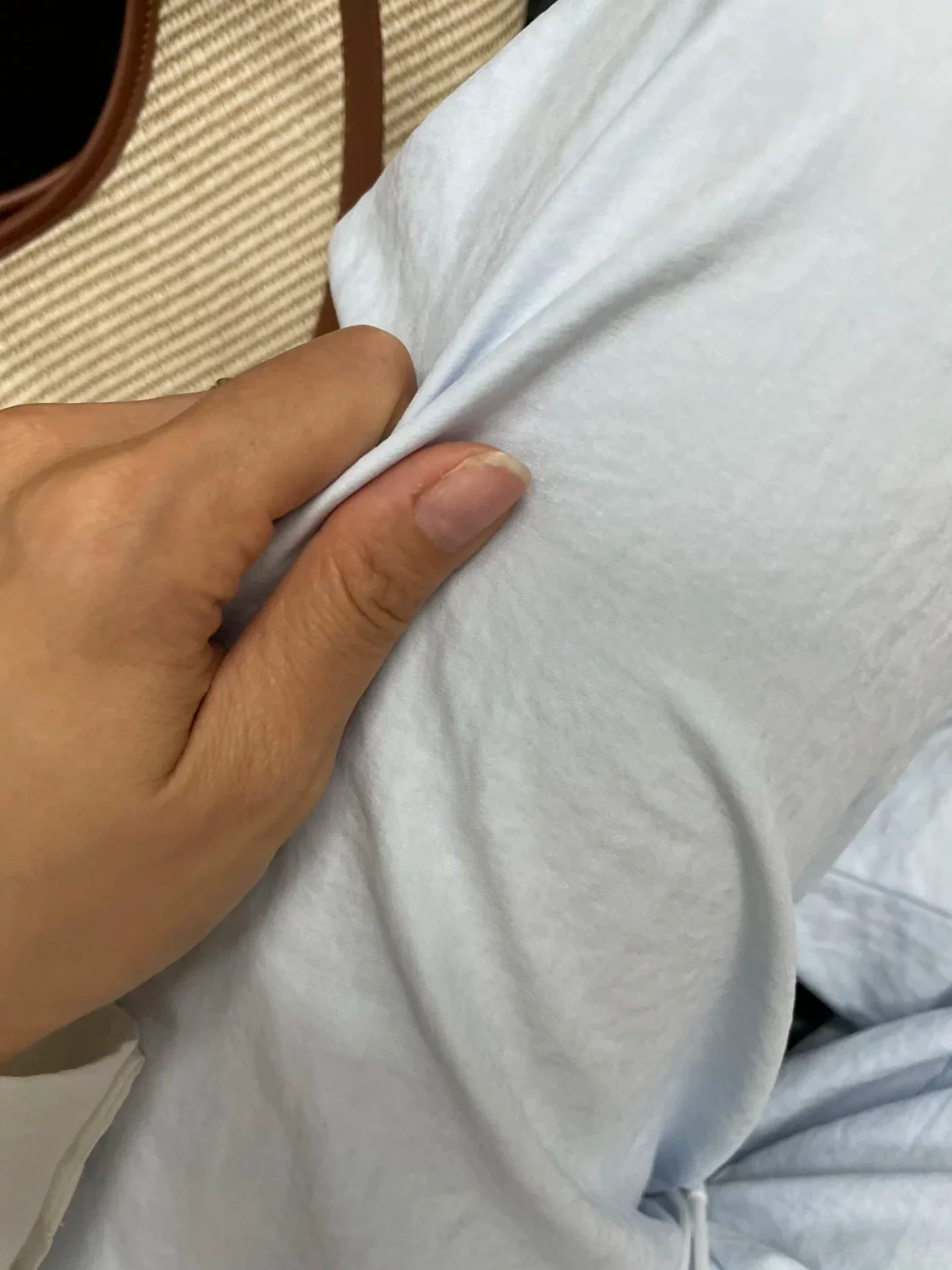 Quần âu nữ chất liệu xanh, kiểu dáng mùa hè mỏng nhẹ, size lớn, cạp cao, dáng suôn, tôn dáng, quần ống rộng chất liệu lụa đá.