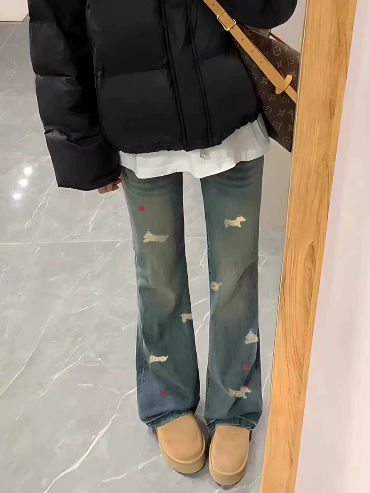 Quần jean ống đứng thêu hình chó cổ điển dành cho nữ, mùa thu, cỡ lớn, lưng cao, co giãn, che hông, quần ống loe giảm béo