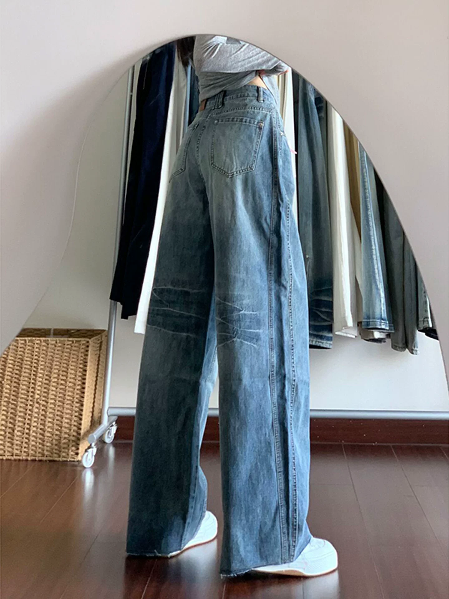 Quần jeans kiểu Mỹ cổ điển dành cho nữ, mẫu mới thu 2025, size lớn, cạp cao, dáng rộng, ống rộng, kiểu dáng sickle